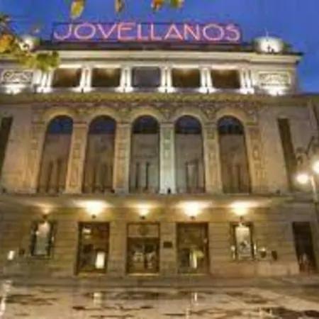 Espacioso 140 M2 Y Calidad A 250 Metros Playa Y Puerto Deportivo 5hab 2 Banos Vut2917as Хихон