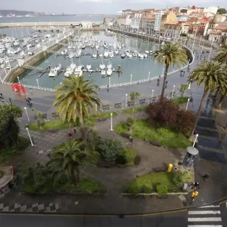 Espacioso 140 M2 Y Calidad A 250 Metros Playa Y Puerto Deportivo 5hab 2 Banos Vut2917as Gijon