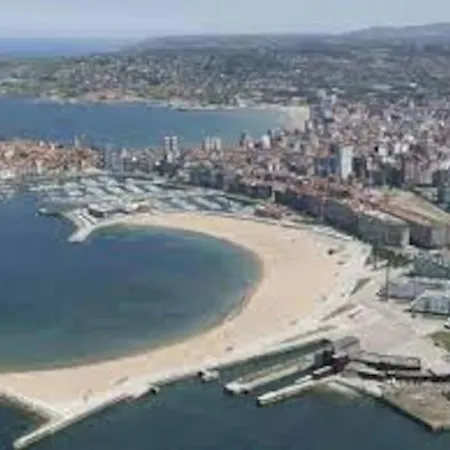 Espacioso 140 M2 Y Calidad A 250 Metros Playa Y Puerto Deportivo 5hab 2 Banos Vut2917as * Gijon