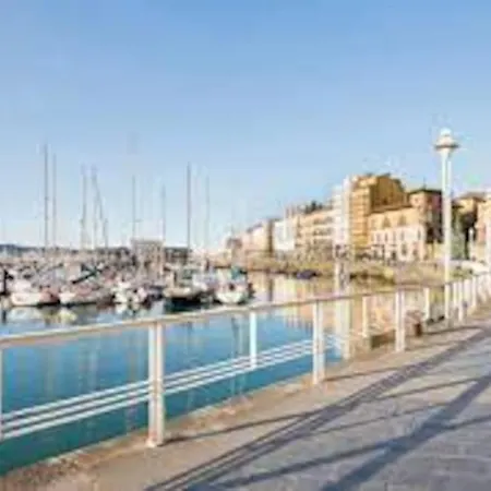 Espacioso 140 M2 Y Calidad A 250 Metros Playa Y Puerto Deportivo 5hab 2 Banos Vut2917as Apartment