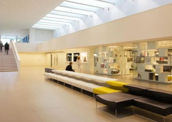 Espacioso 140 M2 Y Calidad A 250 Metros Playa Y Puerto Deportivo 5hab 2 Banos Vut2917as 希洪