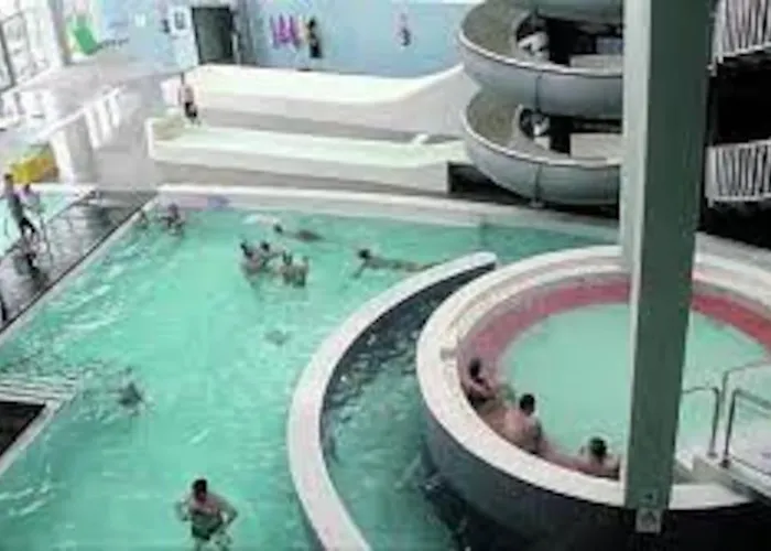 Espacioso 140 M2 Y Calidad A 250 Metros Playa Y Puerto Deportivo 5hab 2 Banos Vut2917as *