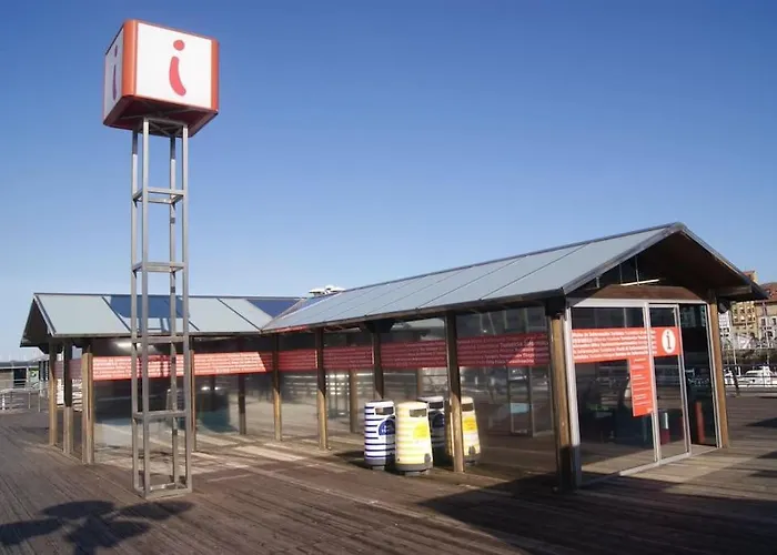 Espacioso 140 M2 Y Calidad A 250 Metros Playa Y Puerto Deportivo 5hab 2 Banos Vut2917as * Gijón